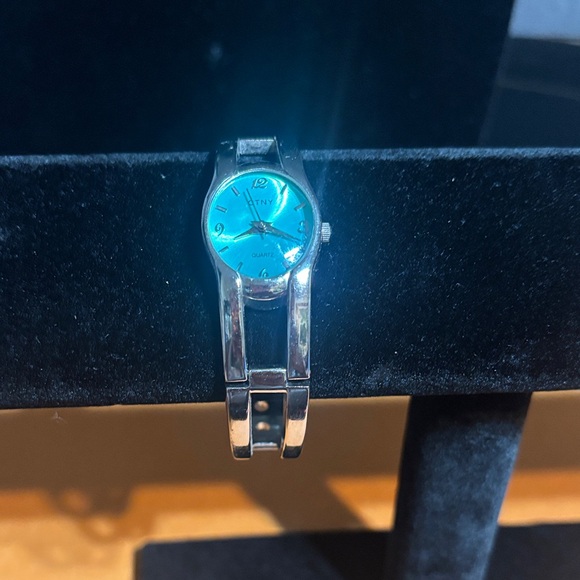 Pre owned:Silver and Blue Quartz Watch
